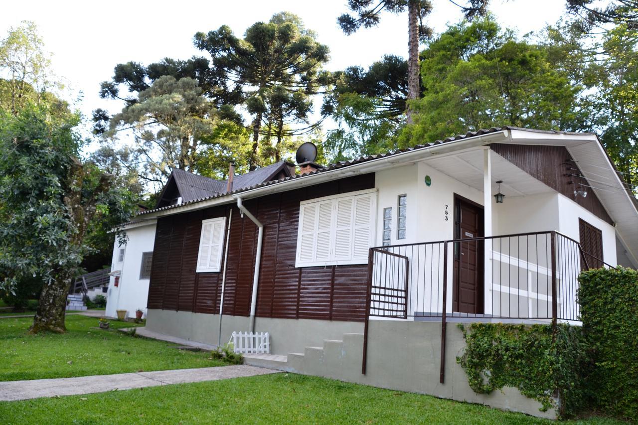 Hotel Pousada Dos Pinheiros 卡内拉 外观 照片