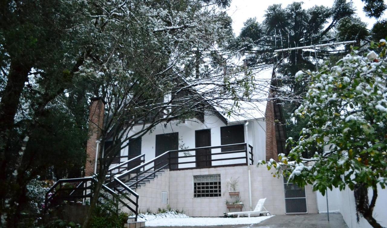 Hotel Pousada Dos Pinheiros 卡内拉 外观 照片